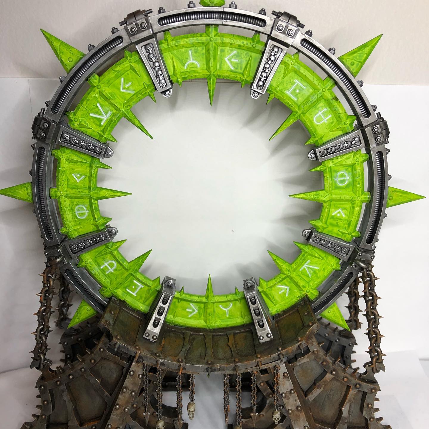 WARHAMMER 40K CHAOS SPACE MARINES: NOCTILITH CROWN-1585056268.jpg